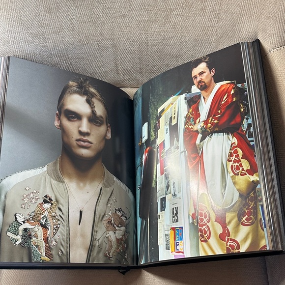 Tom Ford Black and White Book Set - Picture 12 of 14